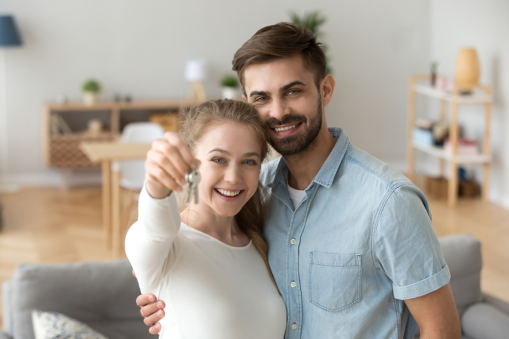 Two People Agreeing a Mortgage